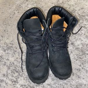 Black Timberland Junior Waterproof Boots - Size 7 (EUC)